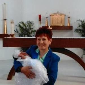 Meet your Posher, Elena